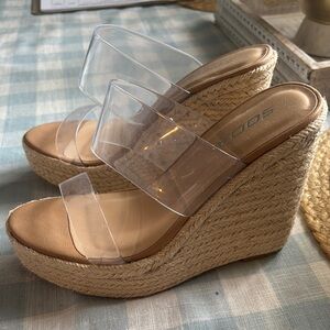 Soda, clear strap wedge with platform sandal, size 7